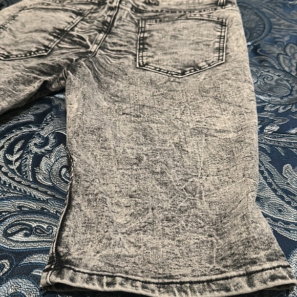 Denim Jean Shorts - Picture 9 of 13